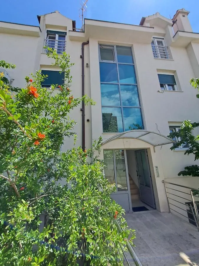 Apartman Emanuela Split Apartment